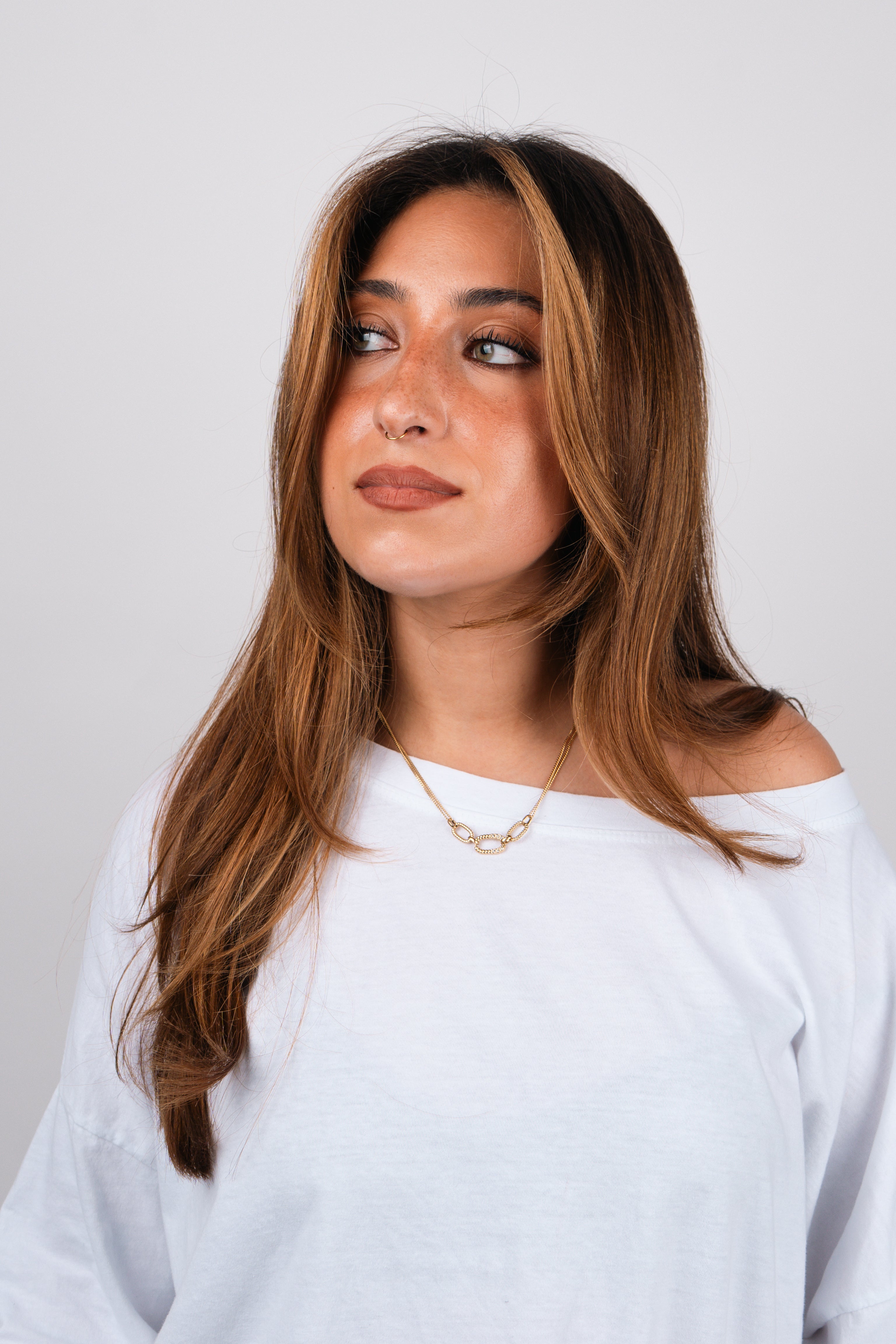 COSMIC NECKLACE (WHITE)