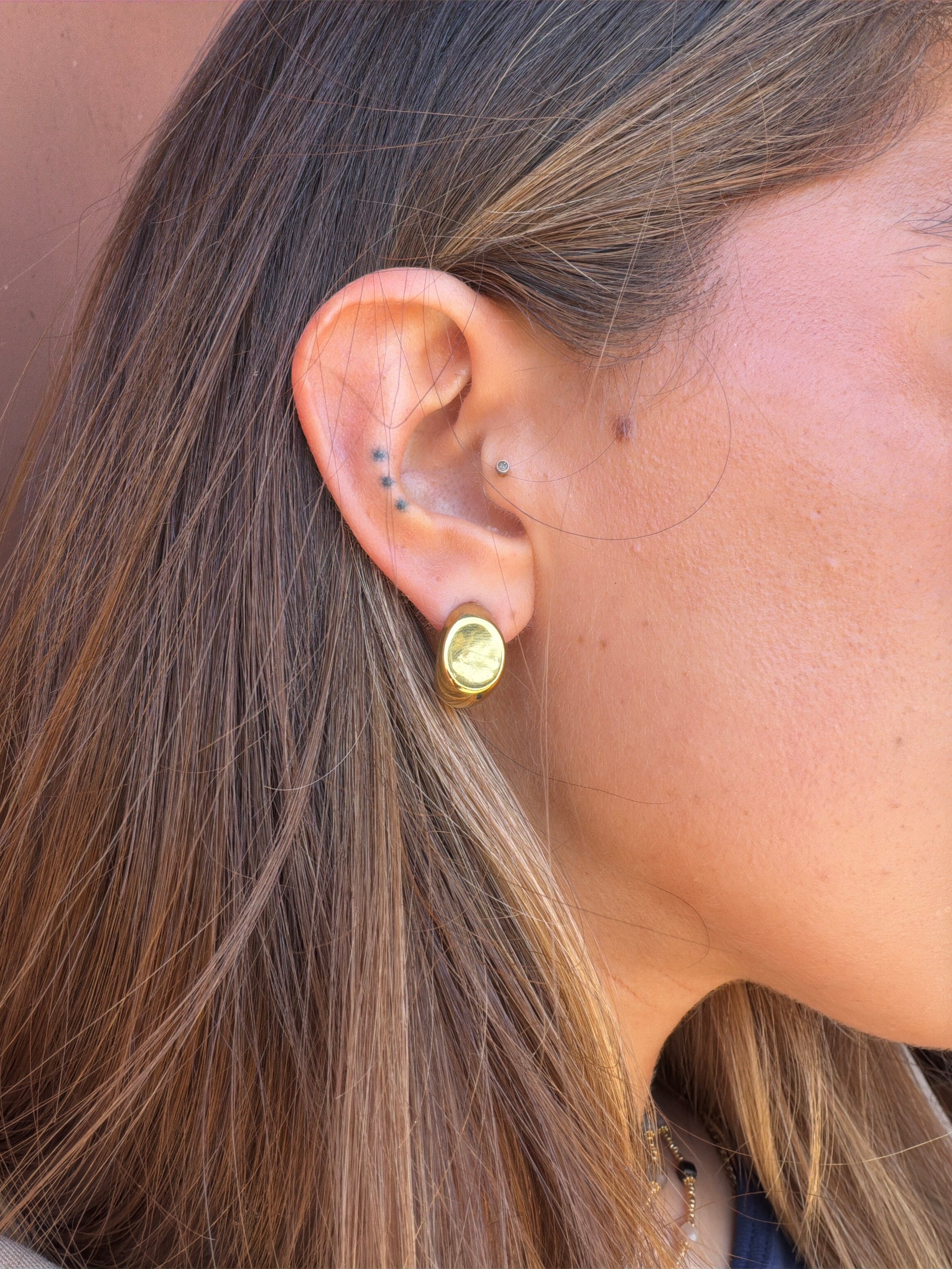 PETAL EARRING