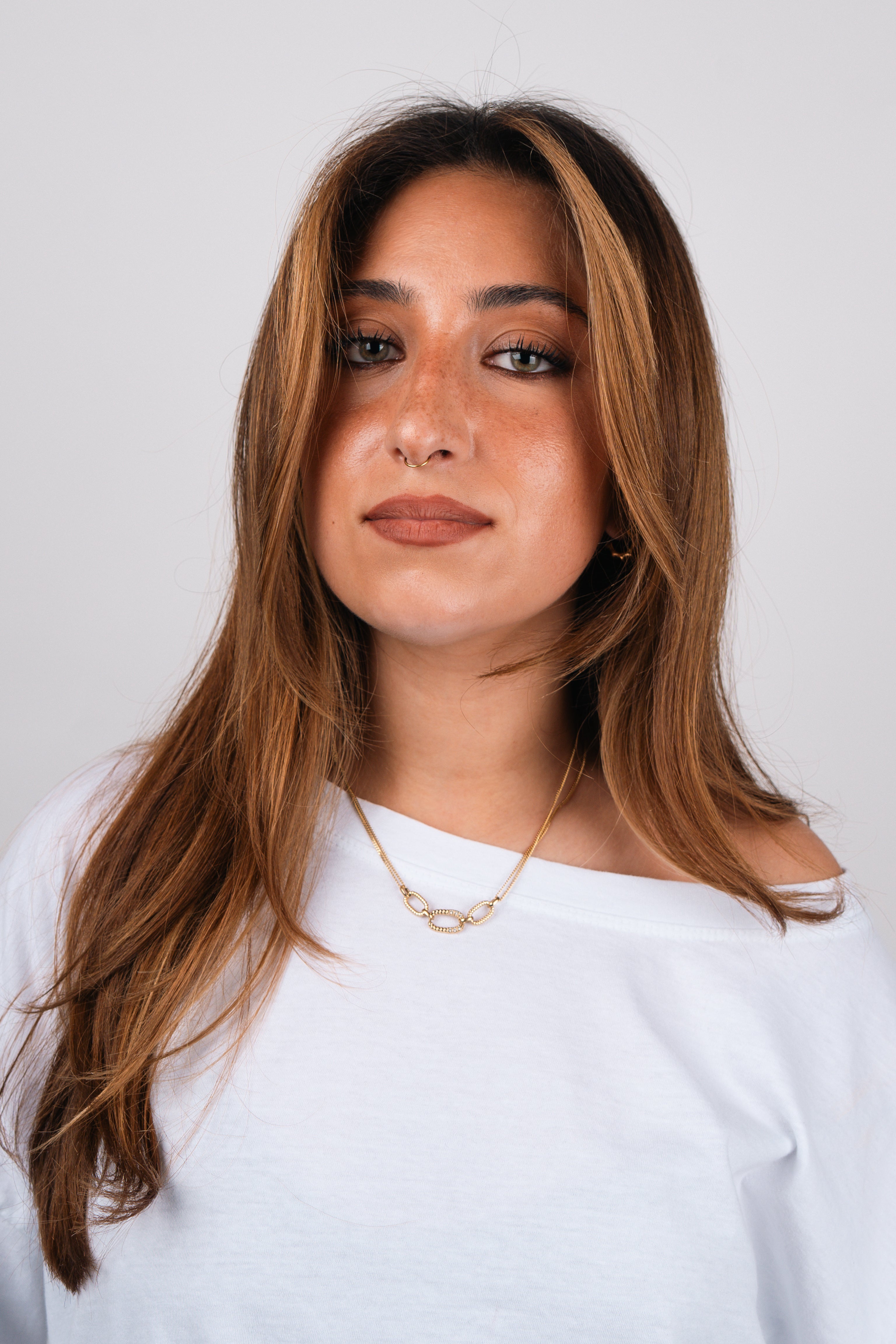 COSMIC NECKLACE (WHITE)