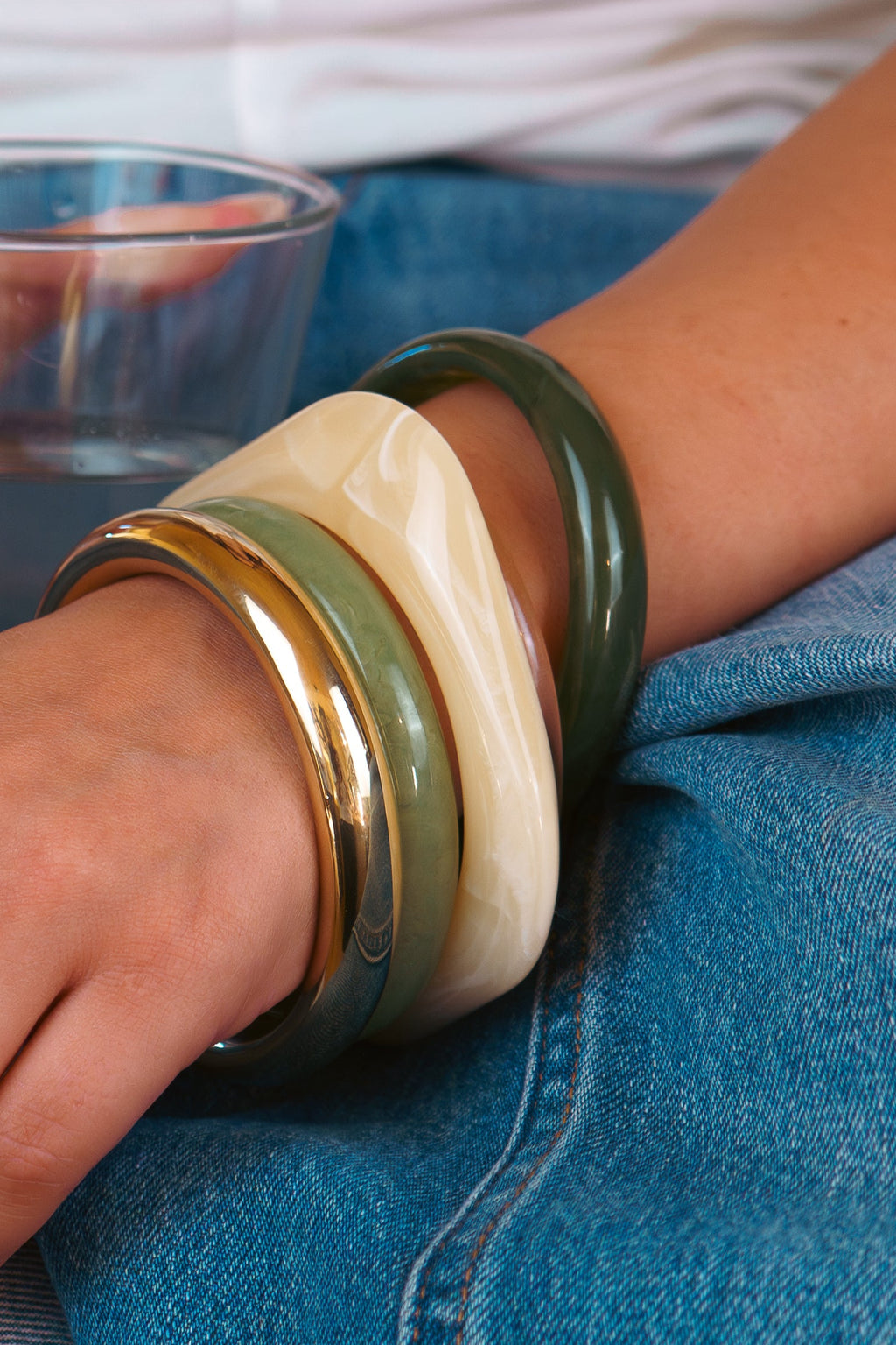 GREEN RESIN BRACELET