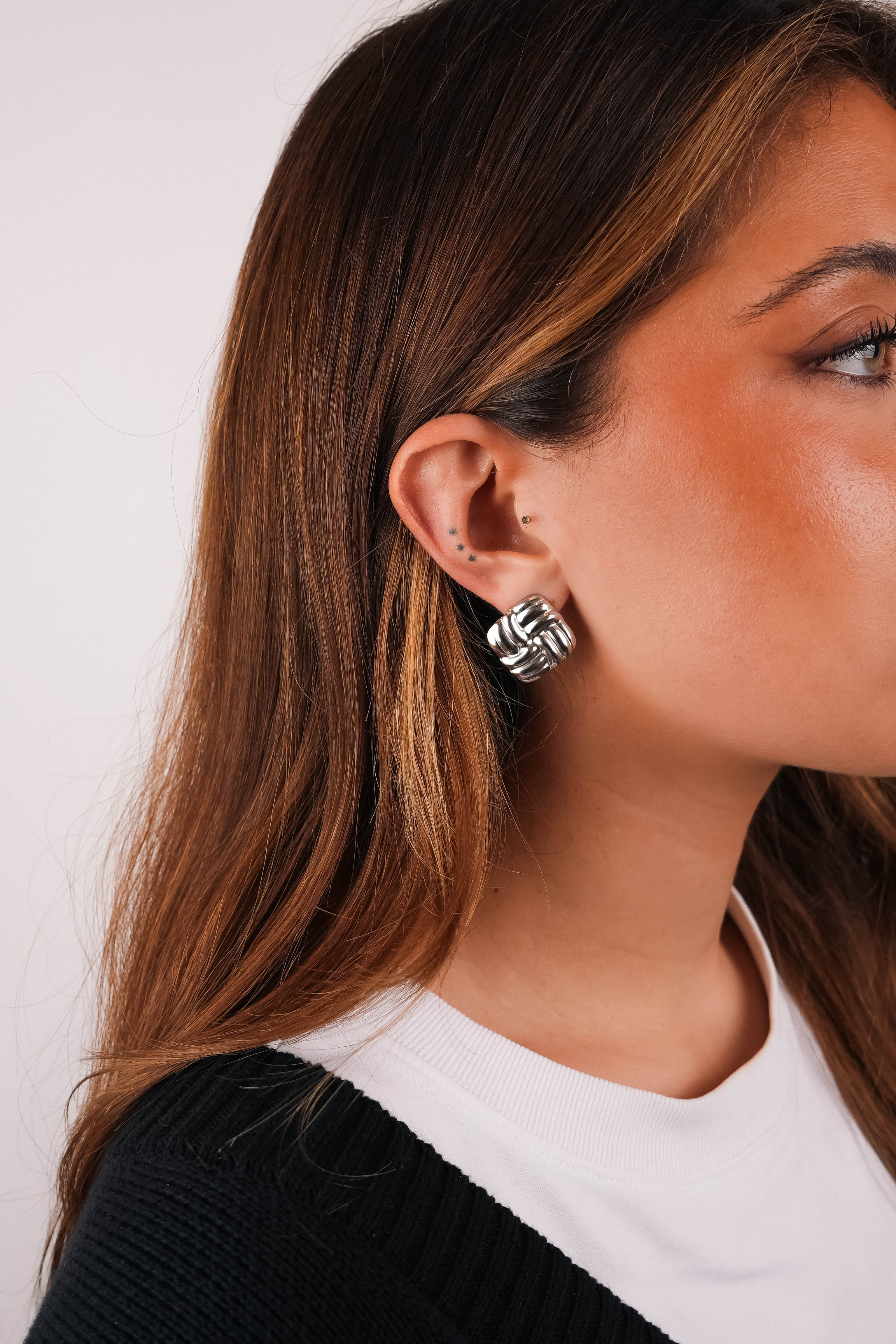 CHUNKY KNOT EARRINGS