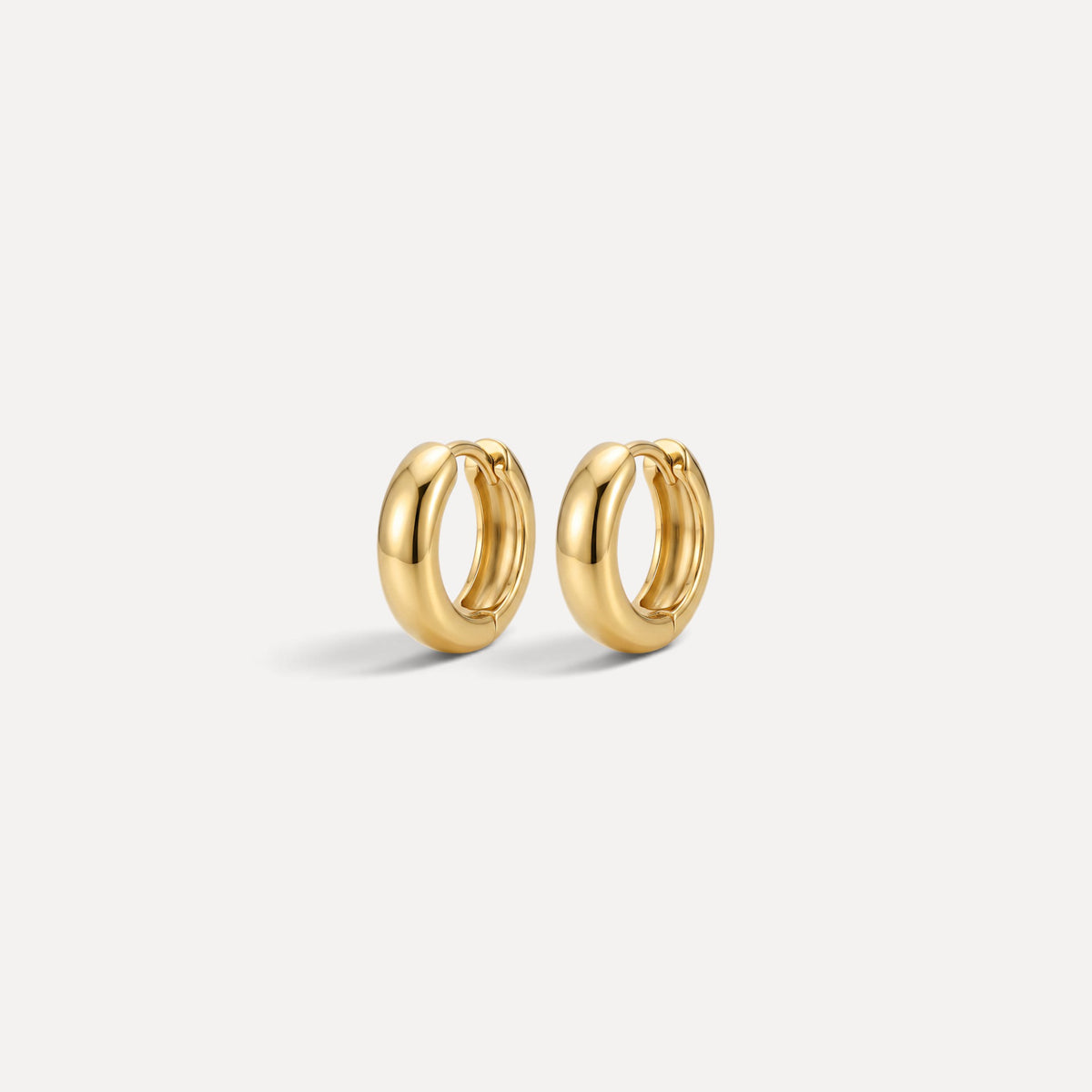 Brincos de argola Lifeaskika minimalistas em aço inoxidável dourado com 1,3 cm de diâmetro